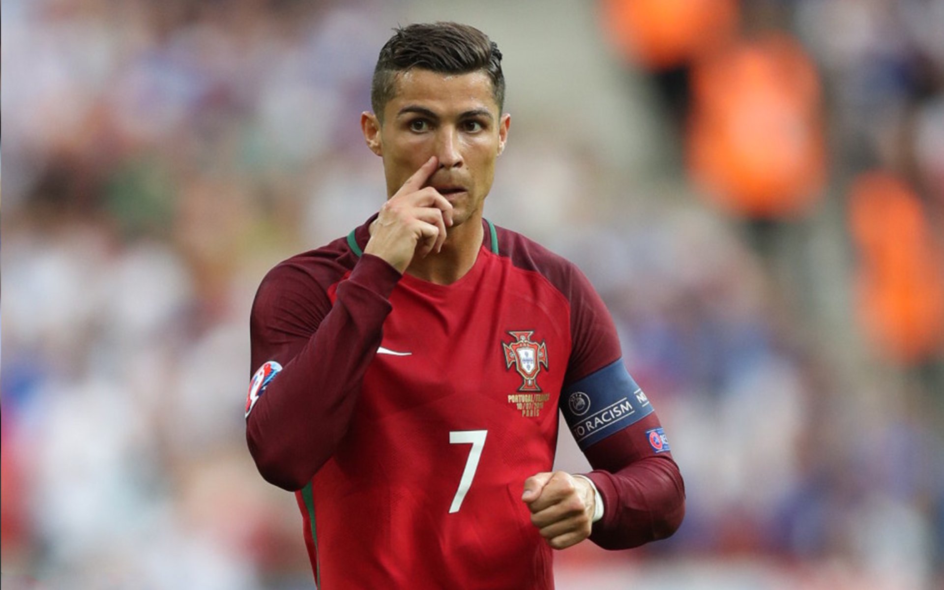 赛道上的绝杀与球场上的统治,武切维奇如何以步行者式节奏接管F1揭幕战